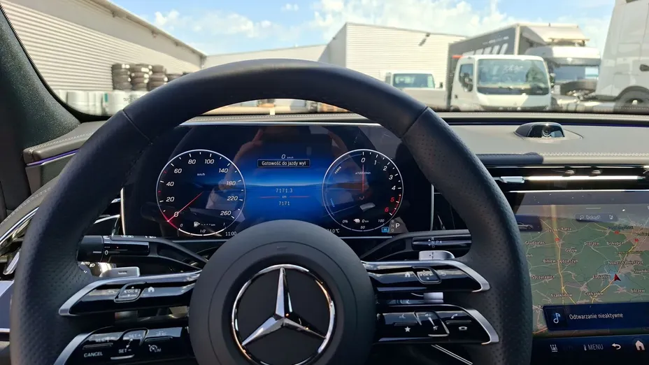 MERCEDES-BENZ E Klasa E 300 de PHEV 4-Matic AMG 9G-Tronic