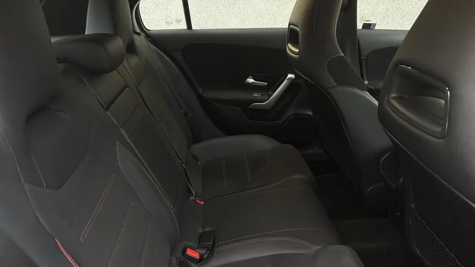 MERCEDES-BENZ A Klasa A 200 AMG Line 7G-DCT
