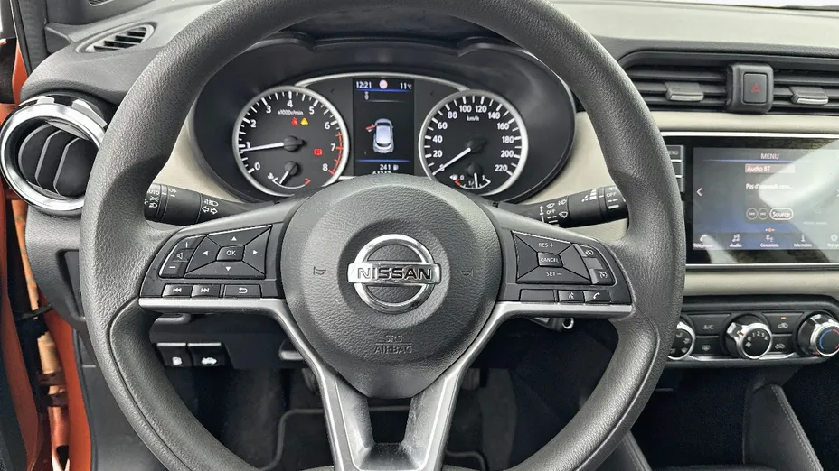 NISSAN Micra -