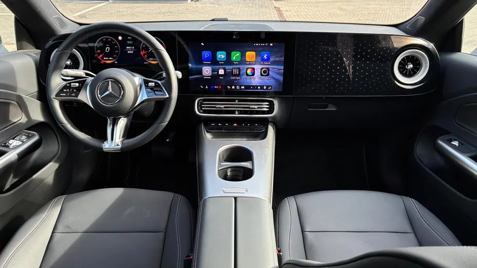 MERCEDES-BENZ CLA -