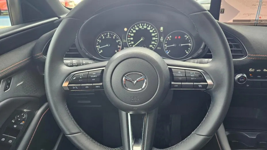 MAZDA 3 3 2.0 mHEV Nagisa aut