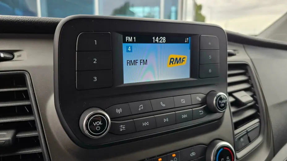 FORD Transit Custom Transit Custom 320 L2H1 Trend