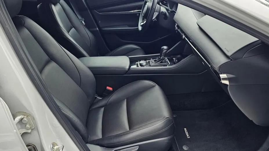 MAZDA 3 3 2.0 mHEV Exclusive Line aut