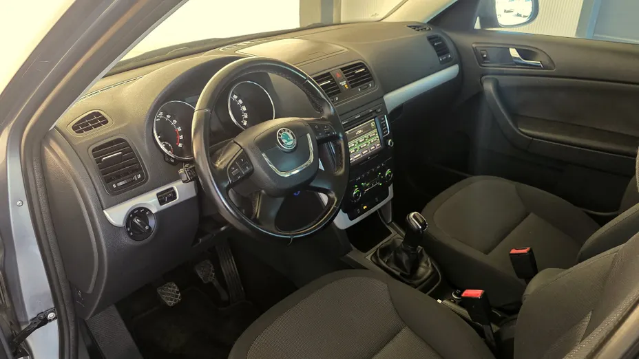 SKODA Yeti Yeti 2.0 TDI DPF 4x4 Experience