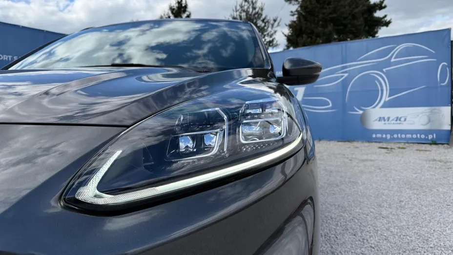 FORD Kuga -