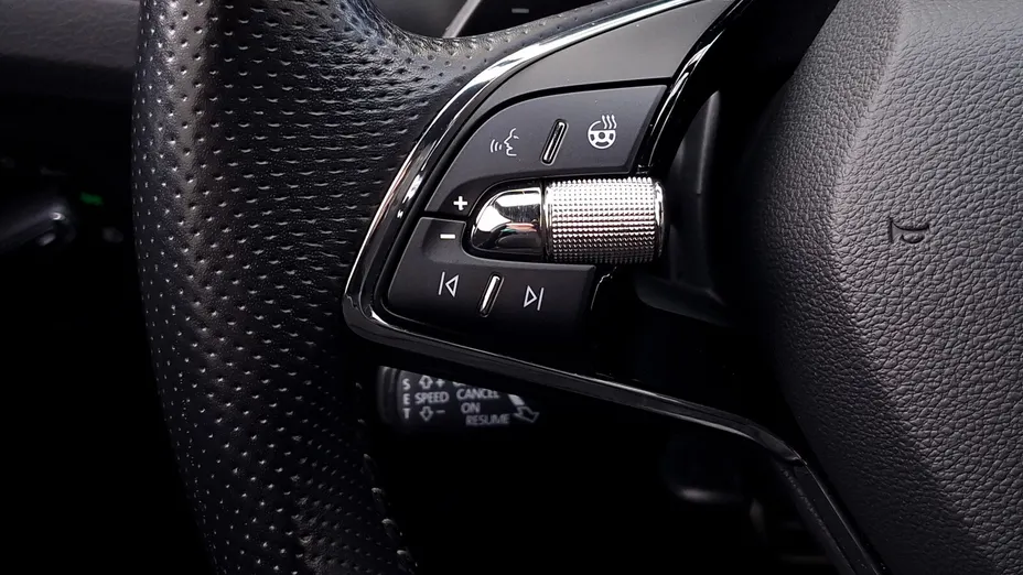 SKODA Superb Superb 2.0 TDI SCR Sportline DSG