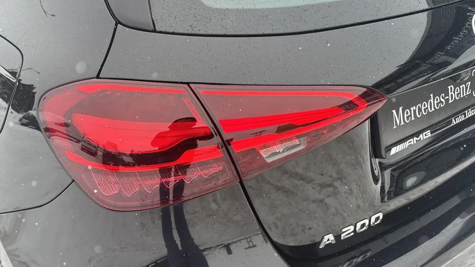 MERCEDES-BENZ A Klasa A 200 AMG Line 7G-DCT