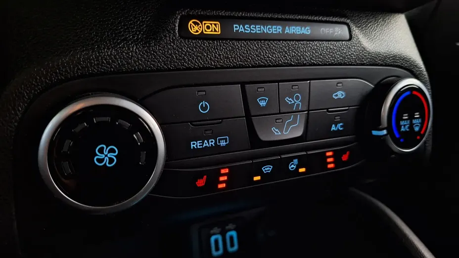 FORD Focus Focus 1.5 EcoBlue SCR Connected