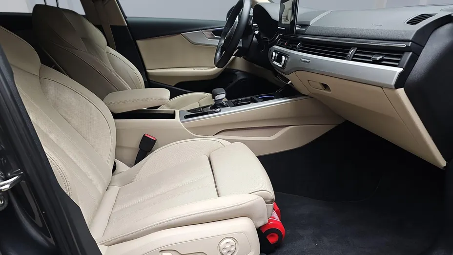 AUDI A4 A4 40 TFSI mHEV Quattro S Line S tronic
