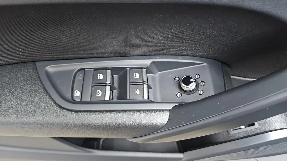 AUDI Q5 Q5 40 TFSI mHEV Quattro Advanced S tronic