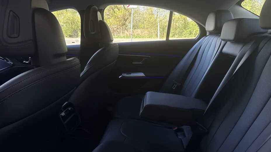 MERCEDES-BENZ E Klasa E 200 d mHEV Avantgarde 9G-Tronic