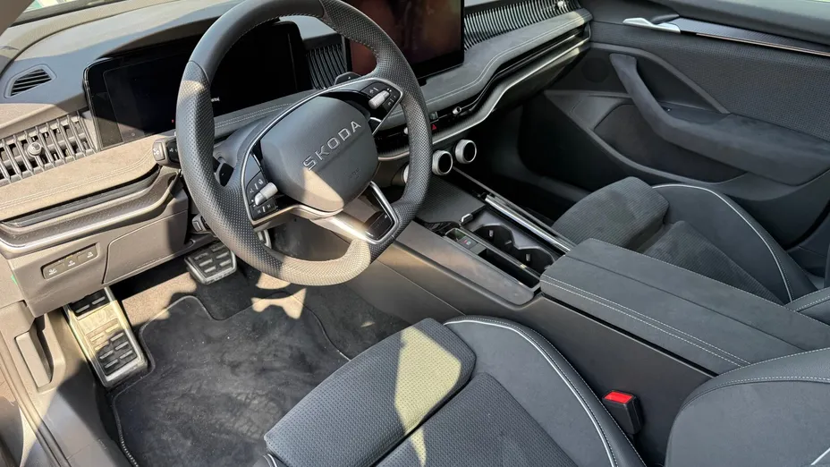 SKODA Superb Superb 1.5 TSI Plug-in Hybrid Sportline DSG Nowy