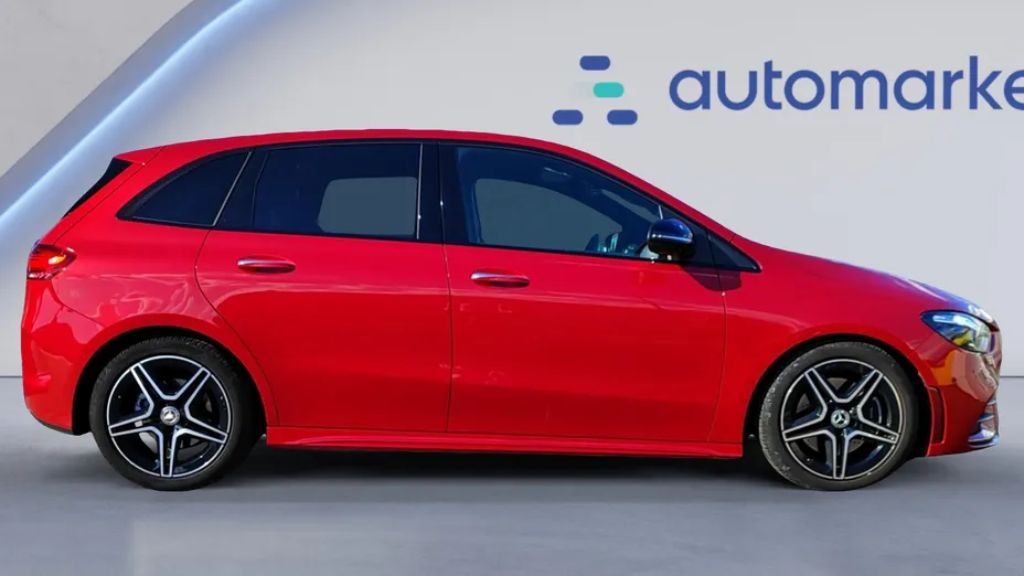 MERCEDES-BENZ B Klasa B 220 4-Matic mHEV AMG Line 8G-DCT