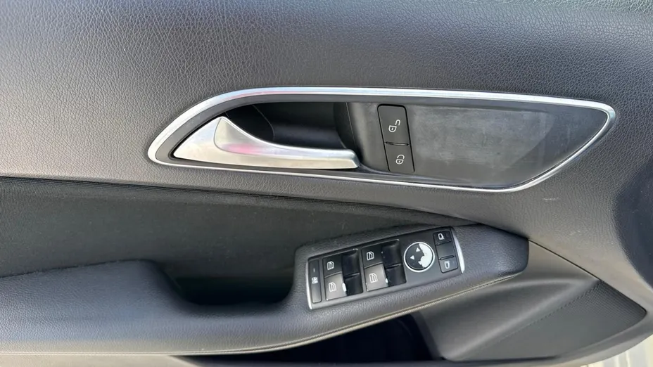 MERCEDES-BENZ A Klasa A 160 CDI
