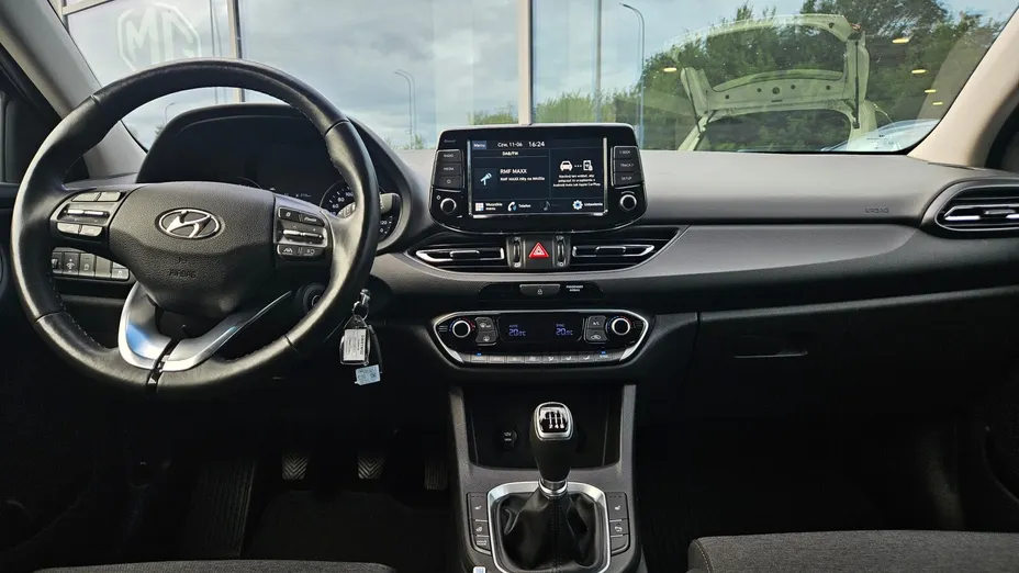HYUNDAI i30 i30 1.5 T-GDI 48V Smart