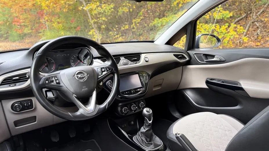 OPEL Corsa -