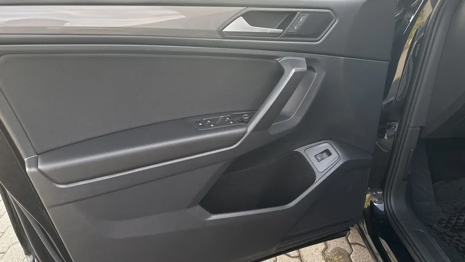 VOLKSWAGEN Tiguan Allspace -