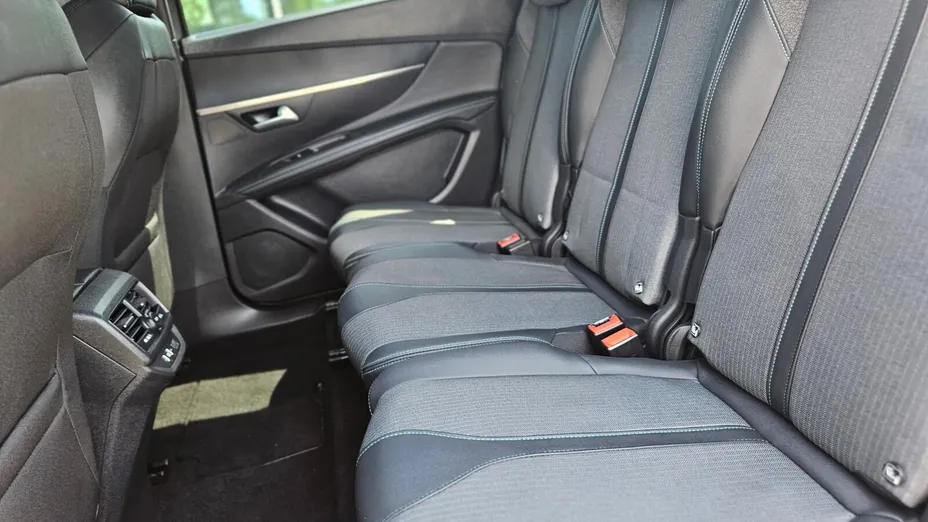 PEUGEOT 5008 5008 1.5 BlueHDi Allure S&S EAT8