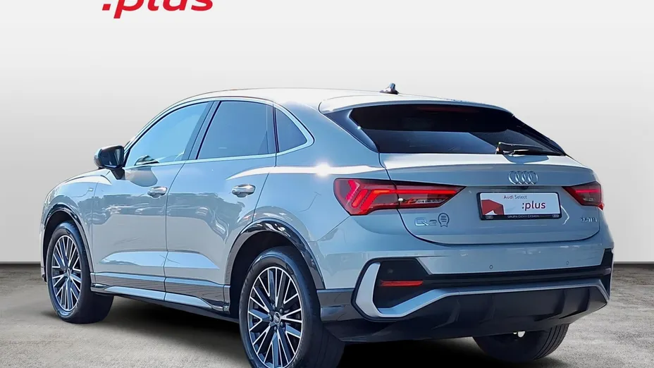 AUDI Q3 Sportback -