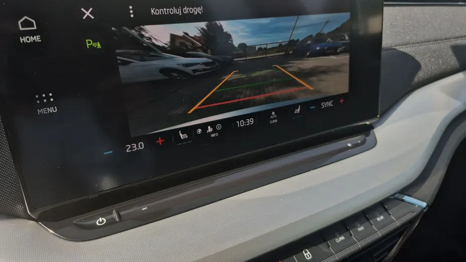SKODA Octavia -