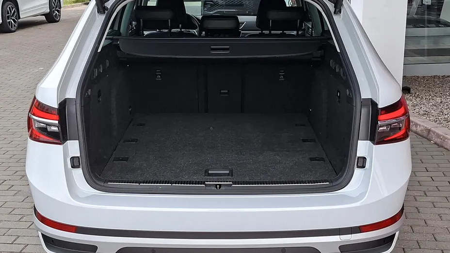 SKODA Superb Superb 2.0 TDI SCR 4x4 Scout DSG