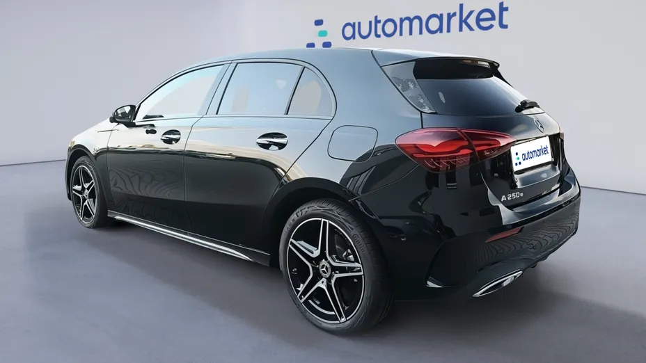 MERCEDES-BENZ A Klasa A 250 e PHEV AMG Line 8G-DCT
