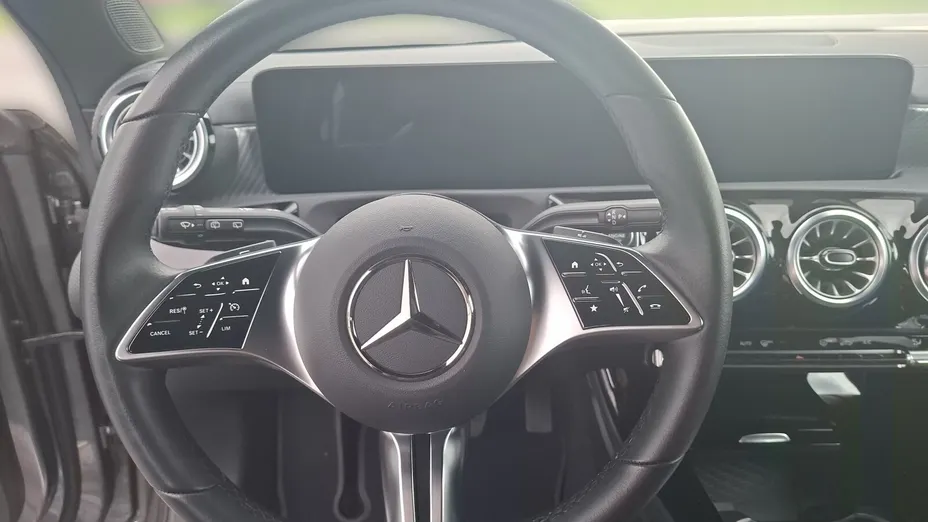 MERCEDES-BENZ CLA CLA 200 d Progressive 8G-DCT