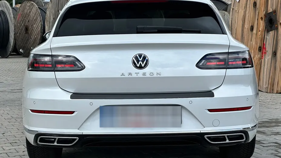 VOLKSWAGEN Arteon Arteon 2.0 TSI R-Line DSG