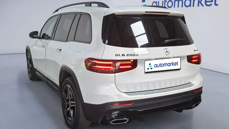 MERCEDES-BENZ GLB GLB 200 d 4-Matic AMG Line 8G-DCT