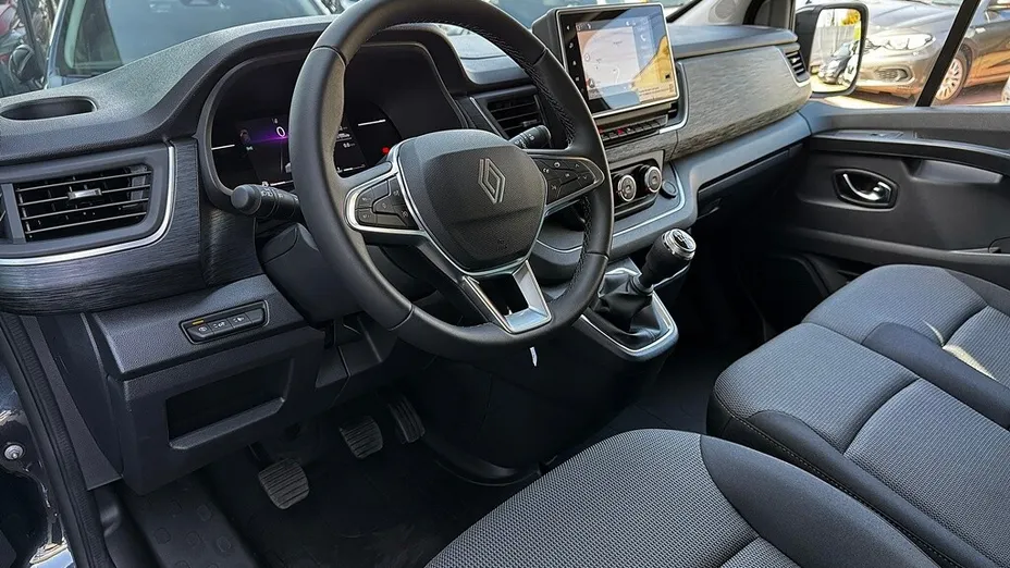 RENAULT Trafic Trafic 2.0 dCi L2H1 HD Extra