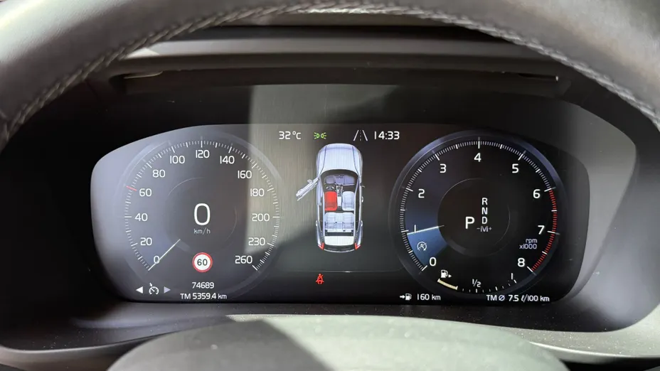 VOLVO XC40 XC40 T3 Momentum Core aut