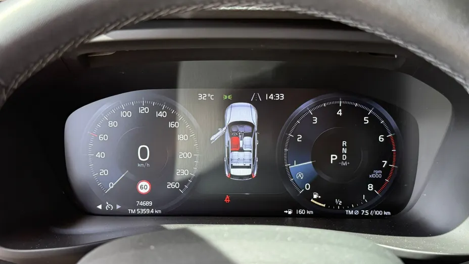 VOLVO XC40 XC40 T3 Momentum Core aut