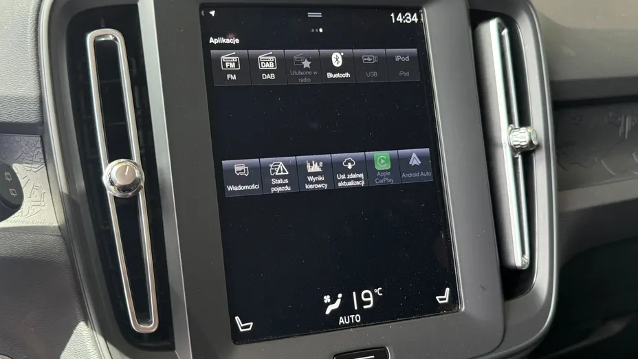 VOLVO XC40 XC40 T3 Momentum Core aut