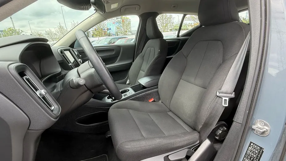 VOLVO XC40 XC40 T3 Momentum Core aut