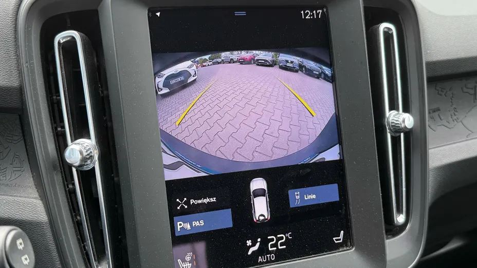 VOLVO XC40 XC40 T3 Momentum Core aut