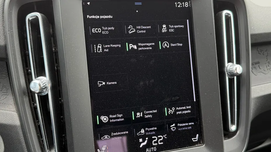 VOLVO XC40 XC40 T3 Momentum Core aut