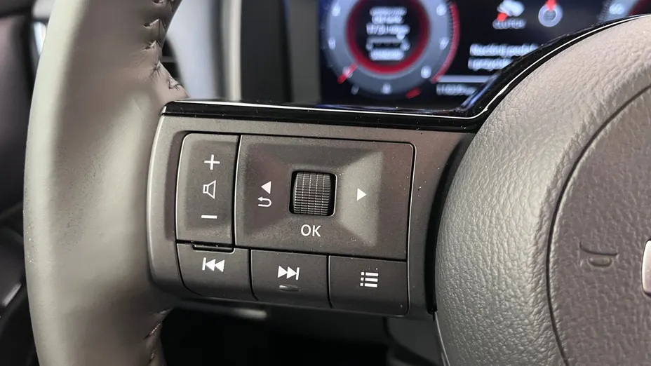 NISSAN Qashqai Qashqai 1.3 DIG-T mHEV Tekna