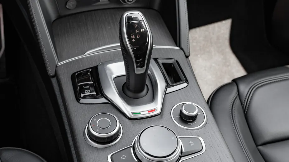 ALFA ROMEO Stelvio Stelvio 2.0 Turbo TI Q4 aut