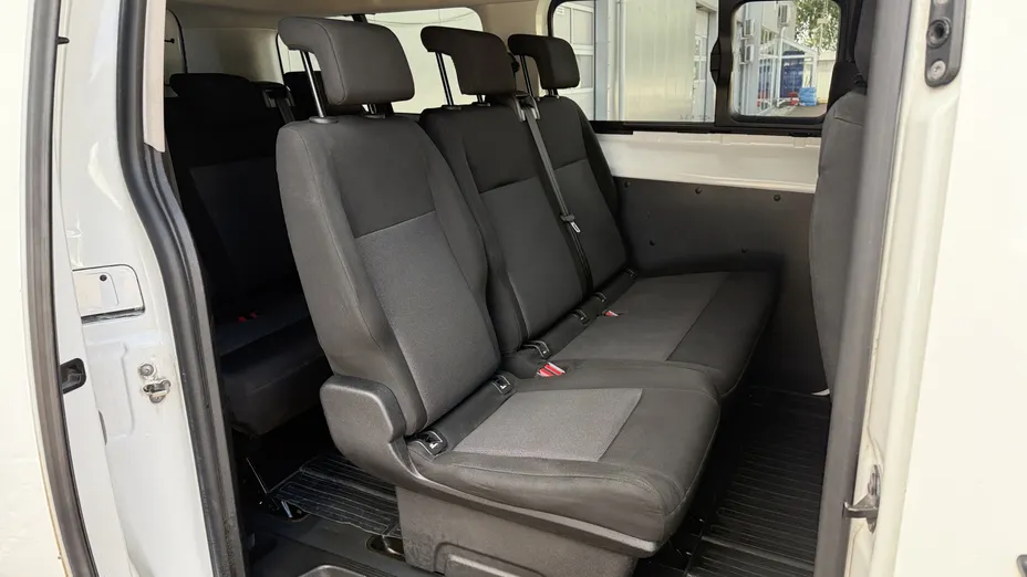 TOYOTA Proace Proace Kombi 2.0 D-4D Long 2,8t