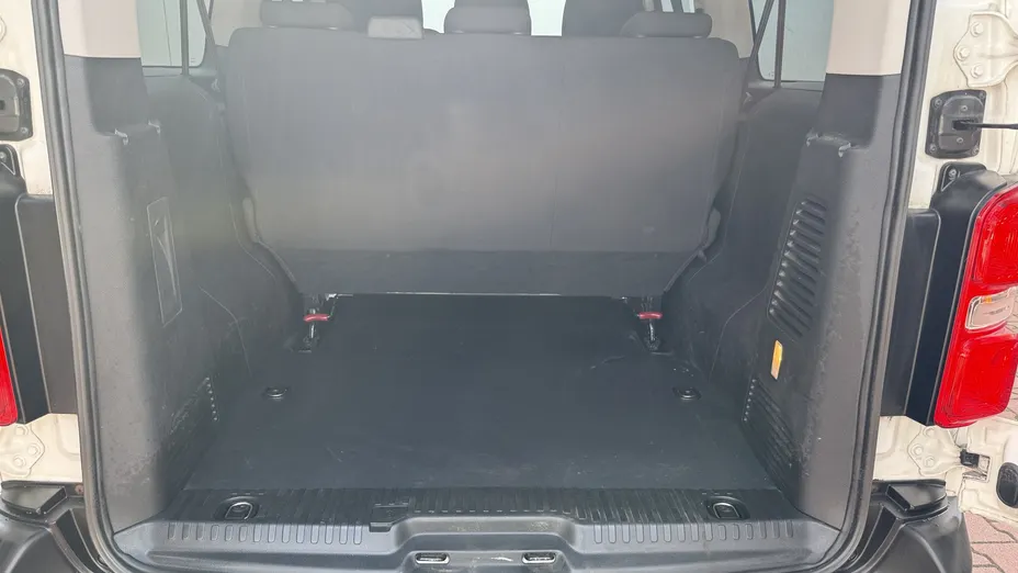 TOYOTA Proace Proace Kombi 2.0 D-4D Long 2,8t