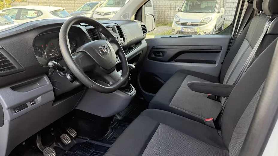 TOYOTA Proace Proace Kombi 2.0 D-4D Long 2,8t
