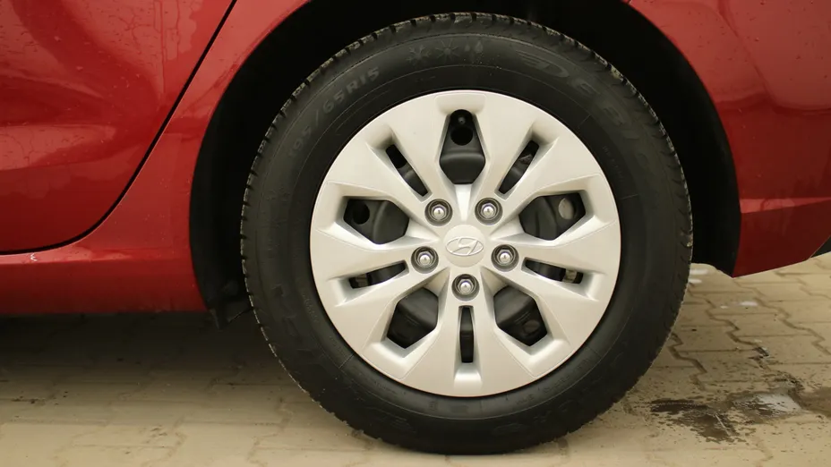 HYUNDAI i30 i30 1.0 T-GDI Classic + DCT