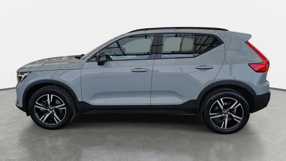 VOLVO XC40 XC40 B3 Plus Dark aut