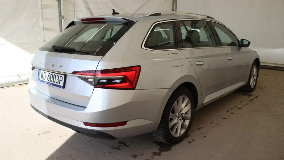 SKODA Superb Superb 2.0 TSI Ambition DSG