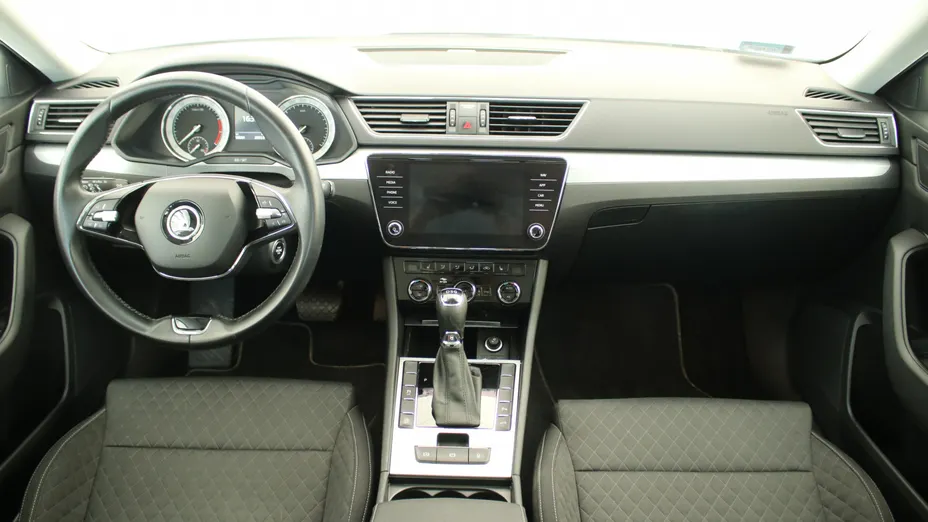 SKODA Superb Superb 2.0 TSI Ambition DSG