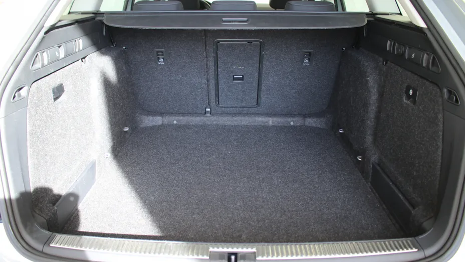 SKODA Superb Superb 2.0 TSI Ambition DSG