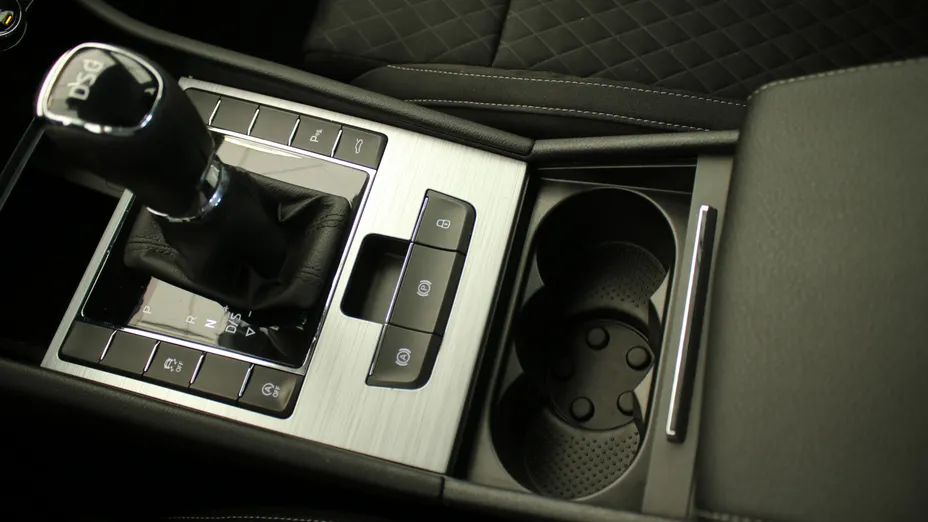 SKODA Superb Superb 2.0 TSI Ambition DSG