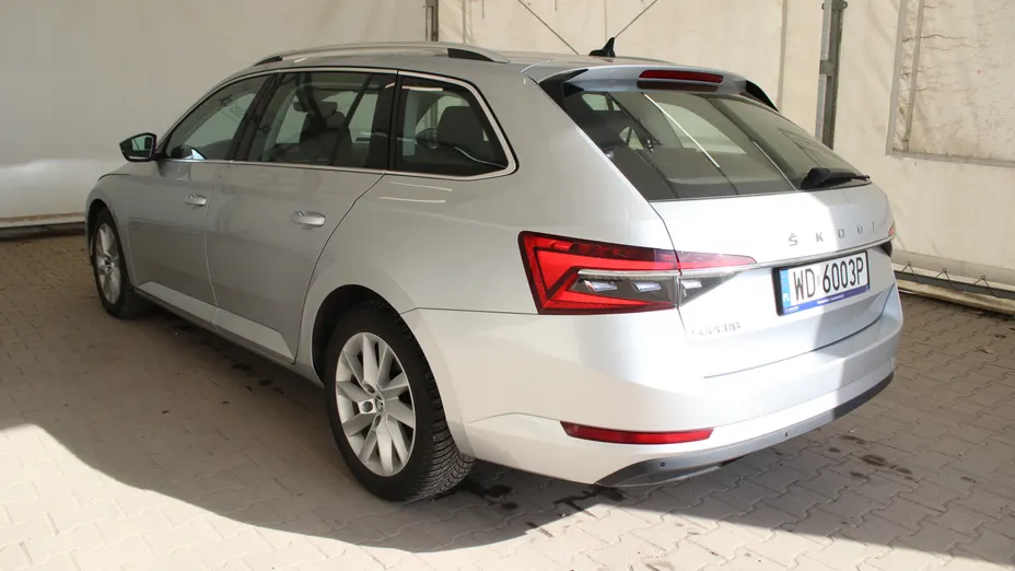 SKODA Superb Superb 2.0 TSI Ambition DSG