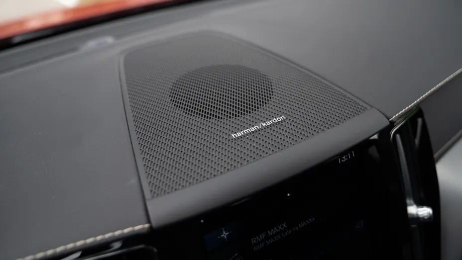 VOLVO XC60 XC60 B4 D AWD R-Design aut