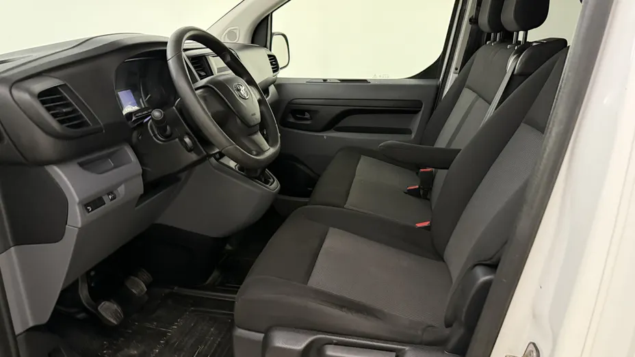 TOYOTA Proace Proace Kombi 2.0 D-4D Long 2,8t
